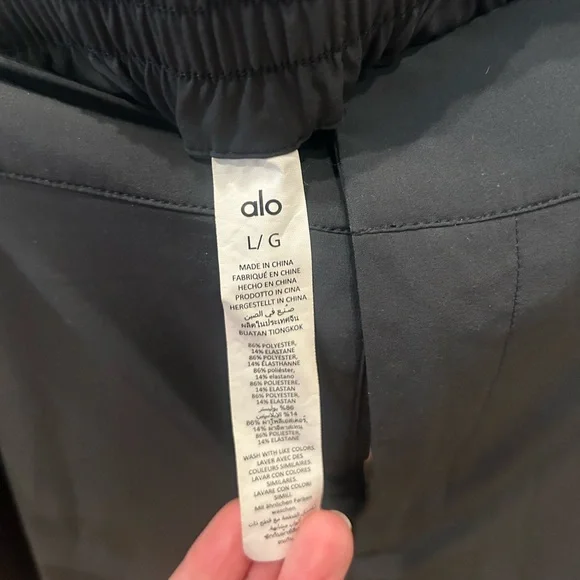 ALO Yoga Women's Gray Wide-Leg Pants - Picture 5 of 6